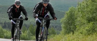 Jezper och Jone cyklar för den goda sakens skull