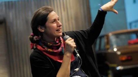 Constanza Macras gästspel på Dansens hus för några veckor sedan var en av höjdpunkterna under det romska kulturåret. Romer från runtom i Europa får i hennes föreställning chansen att i dans och musik dela med sig av sina berättelser.