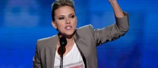 Obama hyllades av Johansson