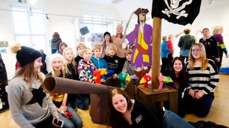 Sjöröve och piratutställning, Öjebyns bibliotek
