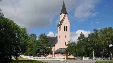 I kyrkovalet i Arjeplog deltar endast två partier,  Kyrkans väl och Socialdemokraterna. Folkpartiet har backat ur och  Vänsterpartiet har gjort kyrkovalet till det glömda valet.