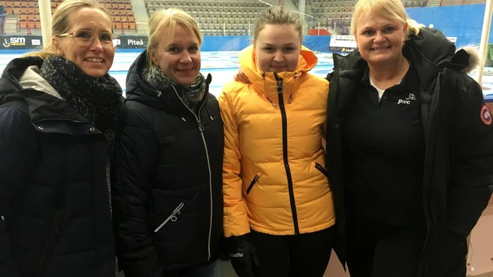 Lag PwC med Åsa Linderholm, Catherine Lindahl, Therese Westman och Anette Norberg siktar mot att nå slutspel.
