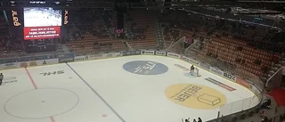 Öde på läktarna – minus 30 ute