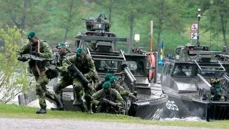 INTE POPPIS. I fjol sökte 350 personer officersutbildningen vid Försvarshögskolan. 2010 var antalet 1.600 sökande.