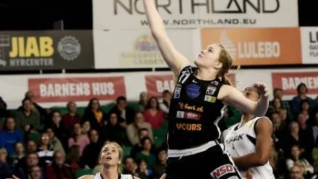 Allis Nyström.