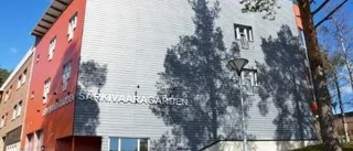 Vårdpersonal går på knäna