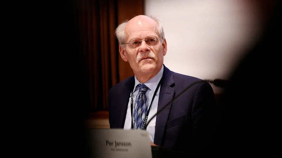 Riksbankschef Stefan Ingves avråder från att skruva i amorteringskravet nu.