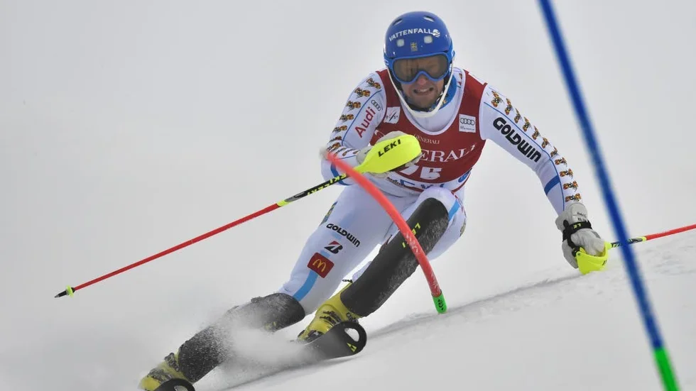 Skidstrul. Anton Lahdenperäs skidor gav upp vid sämsta tänkbara tidpunkt.