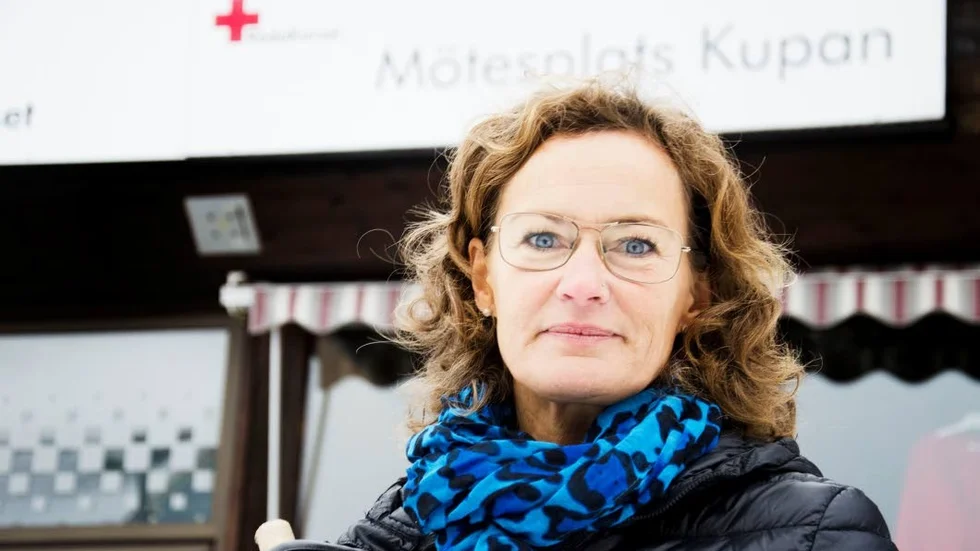 Social. Genom ett samarbete mellan Kalix kommun och Röda Korset erbjuds nu kostnadsfri hjälp till äldre, funktionshindrade och ofrivilligt ensamma, när Jeanette Hällefors tillträder som både fixare och vän.