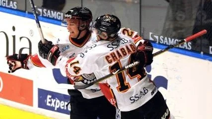 JUBEL. Johan Harju fick jubla tre gånger.