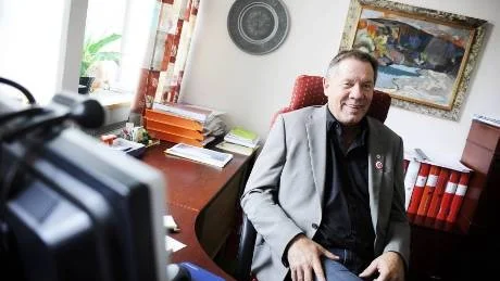 SITTER LÖST. Den politiska turbulensen i Älvsbyn kan innebära att kommunalrådet Bill Nilsson petas från sin post.