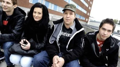 INTE PÅ ALLVAR. Adam Pantzare, Linda Johansson, Chris Nyström och Henrik Pantzare tror inte att många ungdomar tagit skolvalet på allvar utan bara röstat på något som verkat bra.