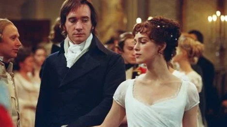 Matthew Mac Faedyn och Keira Knightley i "Stolthet och fördom" från 2005.