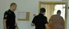 Häktad för mordförsök