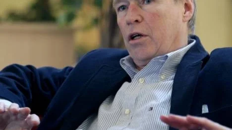 Stefan Bergström, divisionschef för vuxenpsykiatrin, medger att det finns behov att stärka missbruksvården, men han anser att det är landstingets och kommunernas gemensamma ansvar. (Arkivbild)