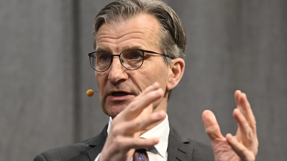 Marknaden räknar med tre eller fyra räntesänkningar i år från riksbankschef Erik Thedéen. Arkivbild.