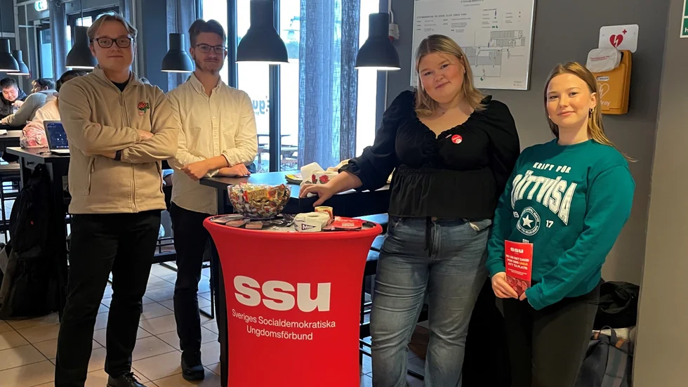 Delar av SSU Gotlands styrelse. Frv Christopher Lindvall förbundet, Wilmer Nilsson (kassör, internationell ledare) Matilda Werkelin (Ordförande) Mira Nilsson (kampanj ledare, Vice ordförande) 