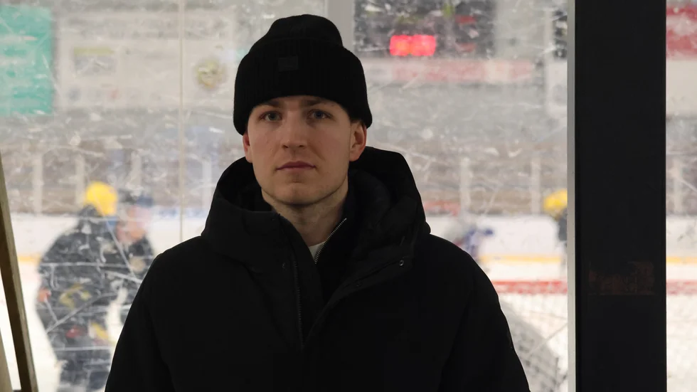 Oskar Lindgren tog farväl av laget innan torsdagens träning och kommer avsluta säsongen i Tingsryd istället.