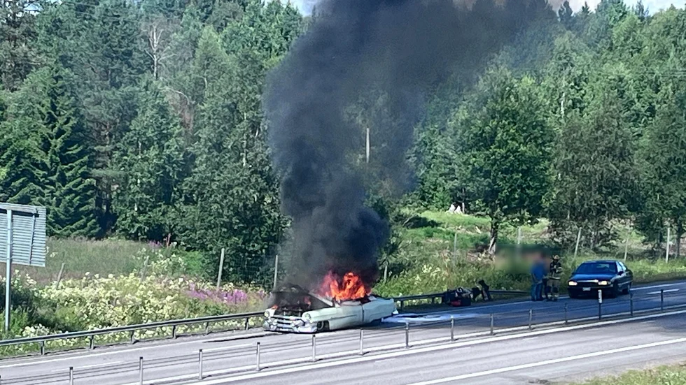 Bilbrand på E4. 