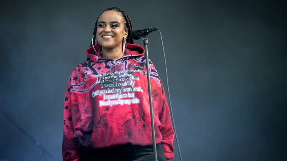 Seinabo Sey är en av de artister som ska tolka låtar i "Så mycket bättre" i höst. Arkivbild.