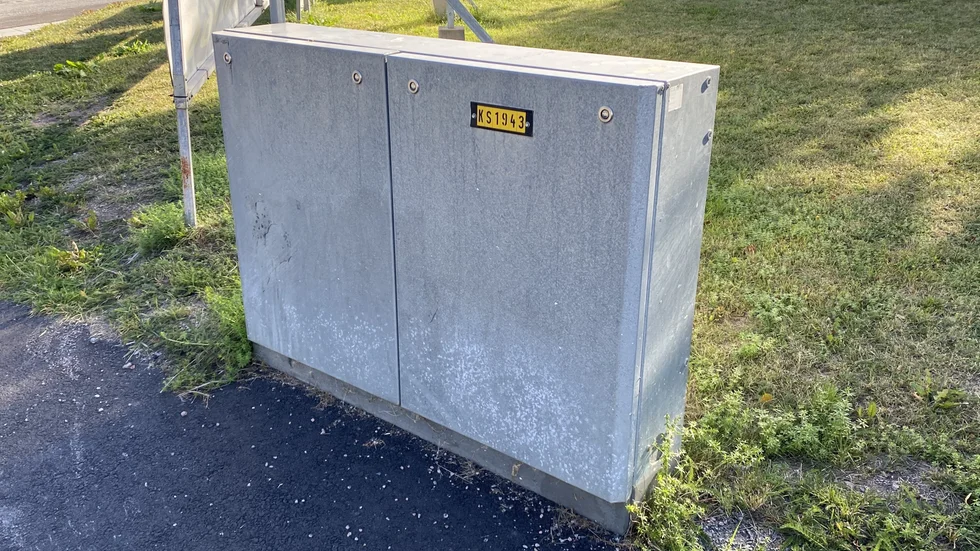 Det var ett elskåp av den här modellen som kördes över. 
