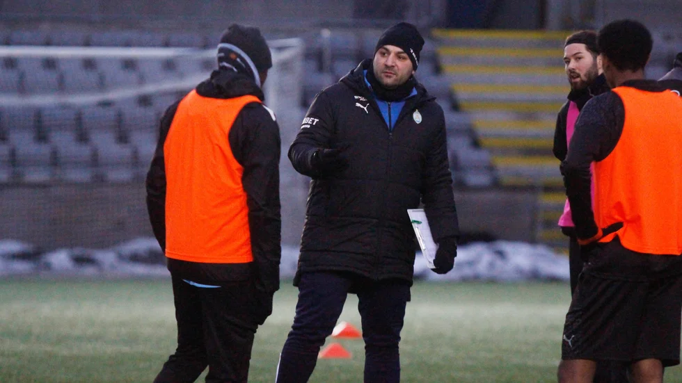 Efter fem år med andra tränaruppdrag är den 38-årige Eskilstunabon Aziz Halimi tillbaka i AFC – nu som assisterande till Melke Alan.