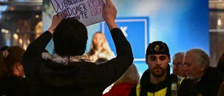Busch inte förvånad över protester på valmöte