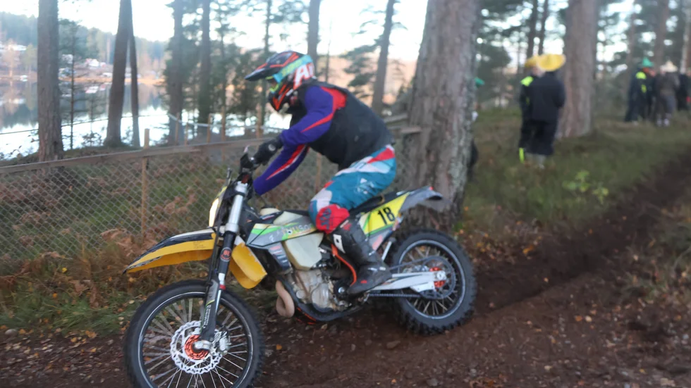 I helgen deltar 250 förare i en endurotävling i Vimmerby.