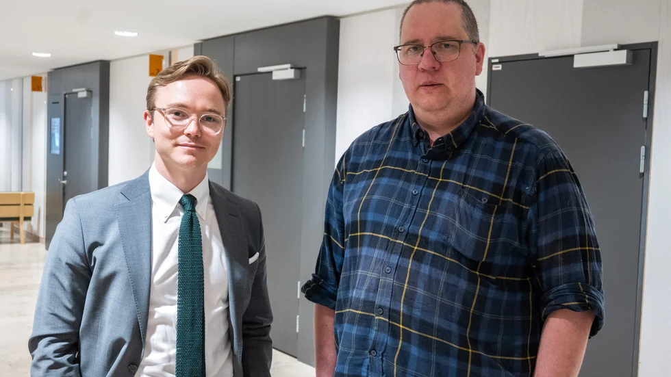 Assistentåklagaren Martin Skagerstrand och kammaråklagare Jonas Fjellström driver åtalet i den stora knarkhärvan i Norrbotten.