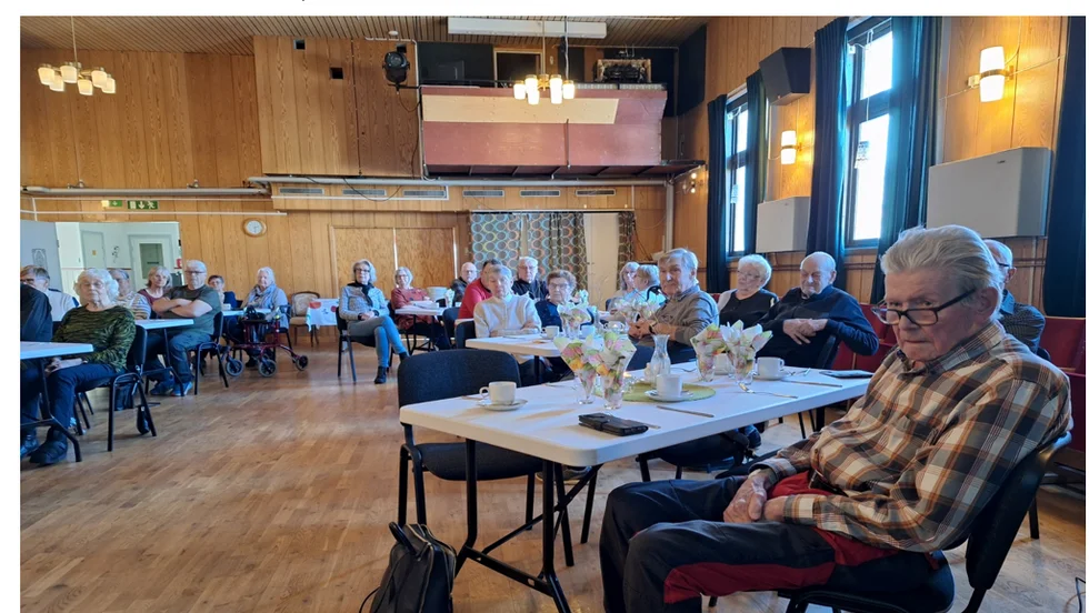 På bilden syns några av mötesdeltagarna 