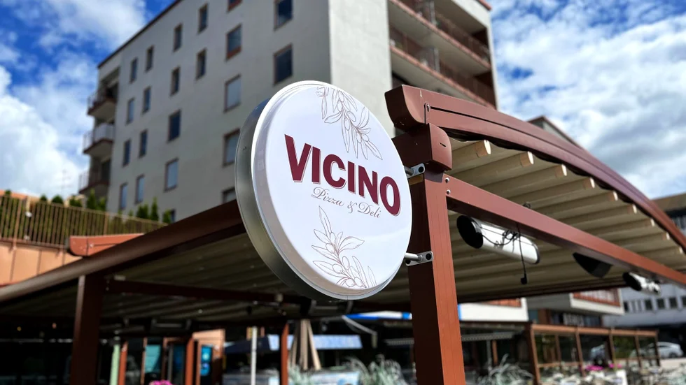 I mitten på juni öppnade den nya restaurangen för gäster.
