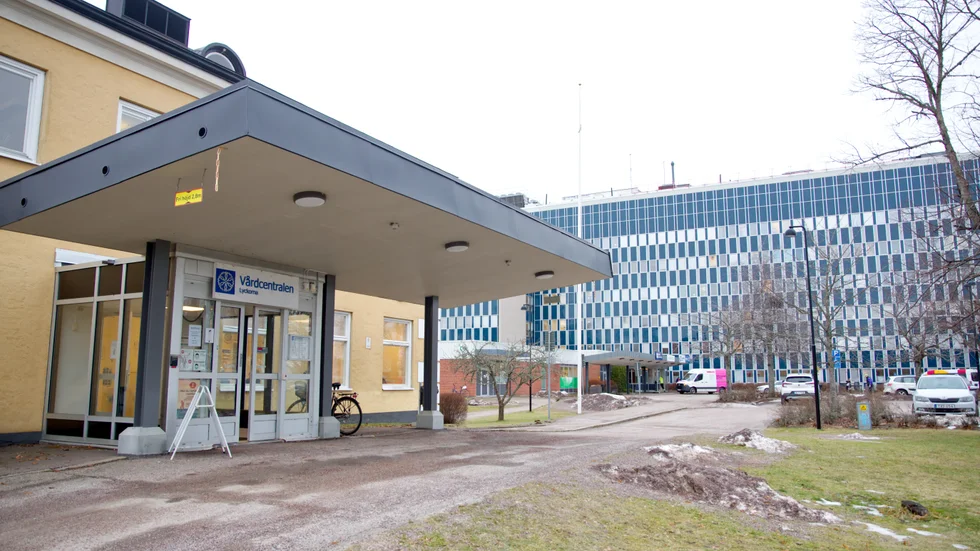 Lyckornas vårdcentral är gammal och sliten. I visionen för LiM:s framtid föreslås att det byggs en ny vårdcentral på samma tomt. Det viktiga är att vårdcentralen finns kvar intill lasarettet säger Region Östergötlands Stefan Anskär.