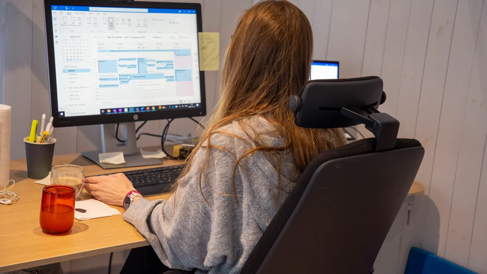 ”Länge såg vi hur minuterna och sekunderna långsamt tickade framåt. Men förra året vändes trenden när lönegapet mellan könen ökade från 9,8 till 9,9 procent i landet. Det talades då om en tillfällig pandemieffekt, men nu vet vi att så inte är fallet.”