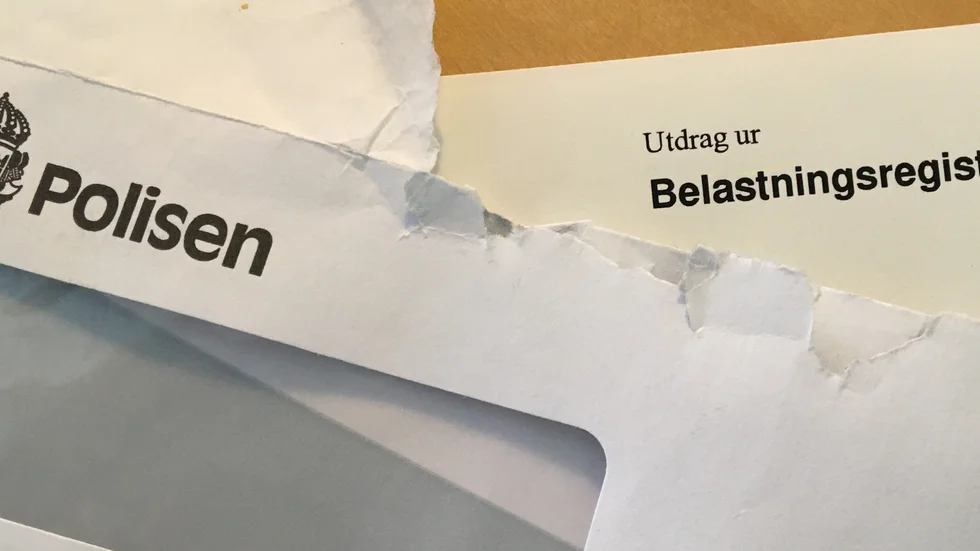 Inspektionen för vård och omsorg menar att det är en brist att regionen inte kontrollerat utdrag från belastningsregistret före anställning. 