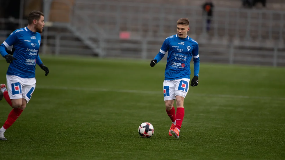 Albin Bergström låg bakom mycket i ÅFF-offensiven, och var med i förarbetet till två av målen mot Syrianska. 