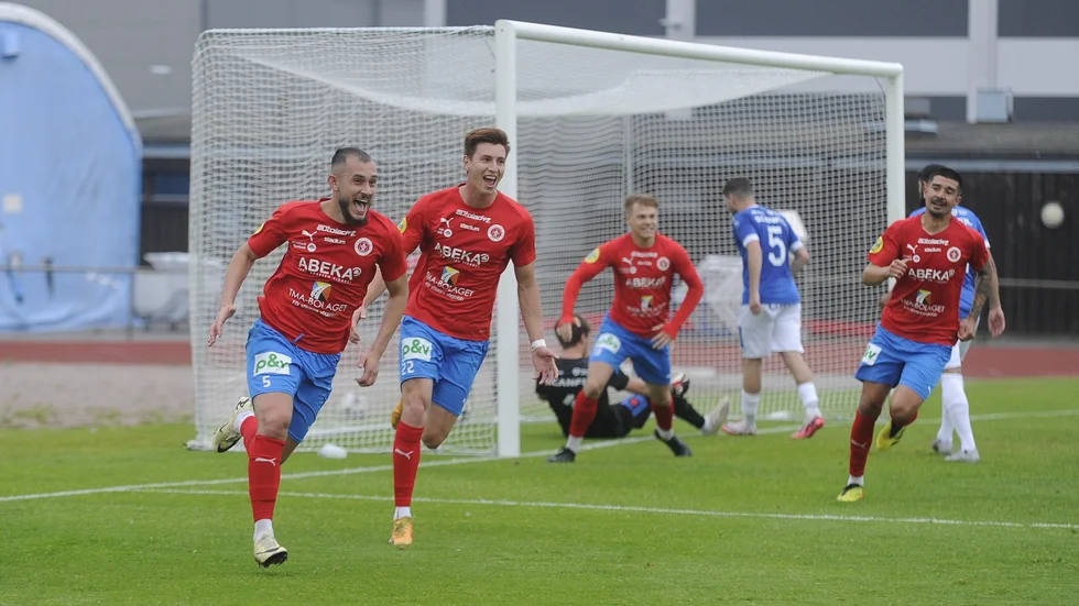 Glädjefnatt i Bissarna efter Mohamed Wahaps kvittering mot Åtvidabergs FF som spikade 1-1 som slutresultat.