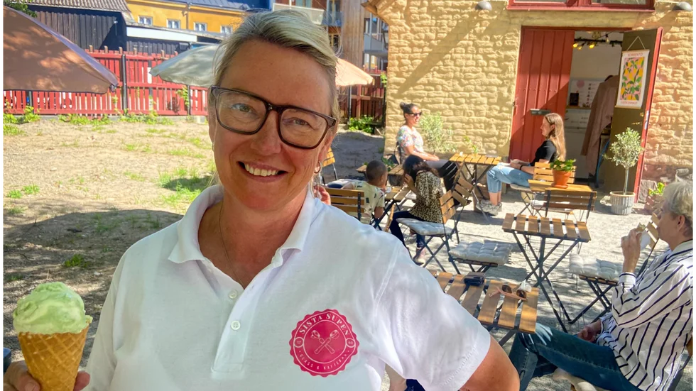 Therese Myhrberg har alltid älskat byggnaden och när chansen dök upp förra året att ta över Sista supen tvekade hon inte. Till årets säsong har även den klassiska uteserveringen öppnat igen, till många besökares glädje.