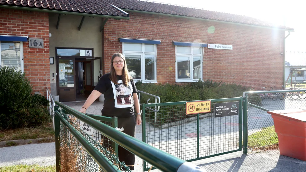 Sandra Langhammer har två barn i skolan och hyllar både personal och skolans profil. "Jag tycker det känns fruktansvärt", säger hon om nedläggningsförslaget.