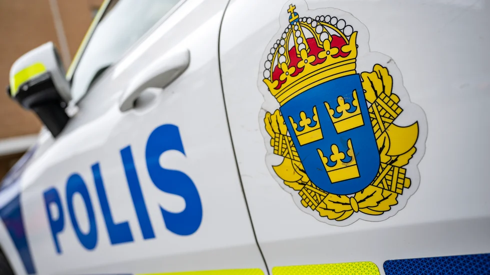 Polisen utreder villabranden. Rubriceringen i nuläget är mordbrand. Bilden är en genrebild.