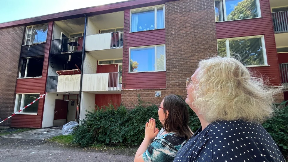 Morgonens brand känns fortfarande olustig för Helena Stanser och Fanny Axelsson.