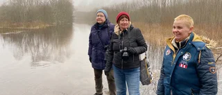 Vägen försvann under vattenmassorna i Överum