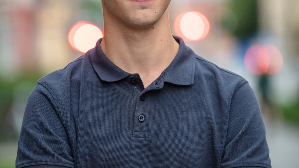 Adam Furustam.