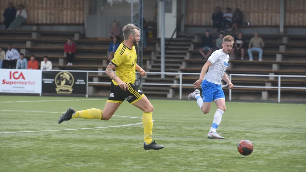 Rickard Thuresson gjorde två mål, men VIF föll ändå.