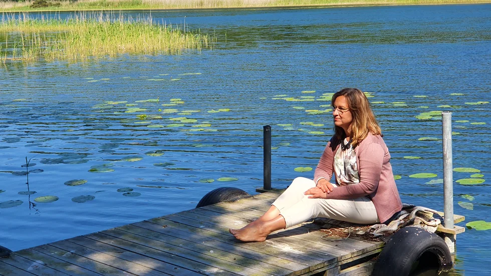 Annika Thörnros hemlighöll sina skador i 20 år. "Jag var inte snäll mot mig själv. Jag körde järnet på jobbet och klappade ihop när jag kom hem".