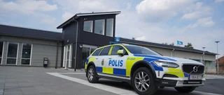 Skärpt straff för 18-åring – efter knivdramat på gymnasiet • "Svårt att rätta sig efter regler"