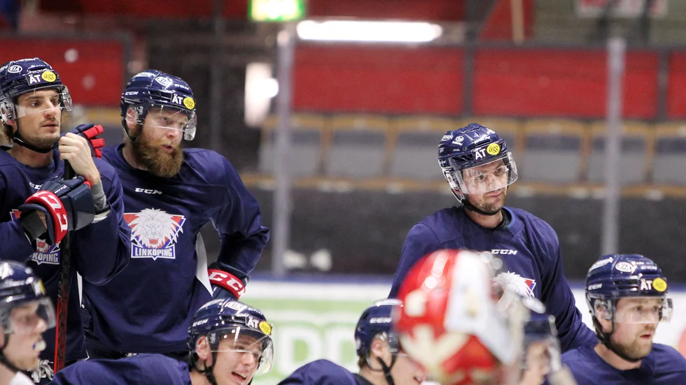 LHC tränar i Saab arena.