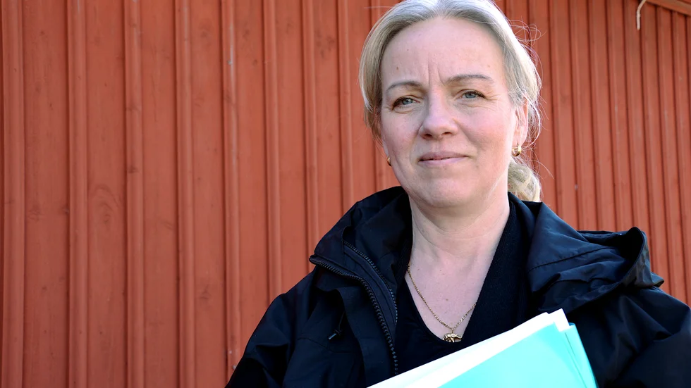 Maria Almstedt på länsstyrelsen utför tillsyn för att se ur pandemilagen efterlevs. "Generellt sett är det bra, sen finns det en del problem. Till exempel hur man följer upp uppmaningen att kunder ska handla ensam".