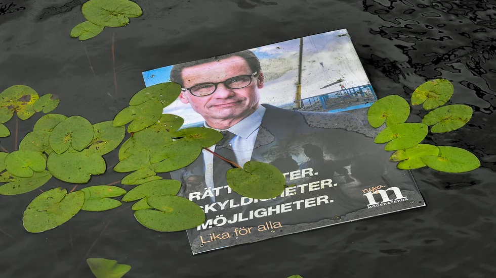 Insändarskribenten tycker inte om att både Moderaterna och Sverigedemokraterna talar om sig sälva som nya arbetarpartier. (Arkvbild)