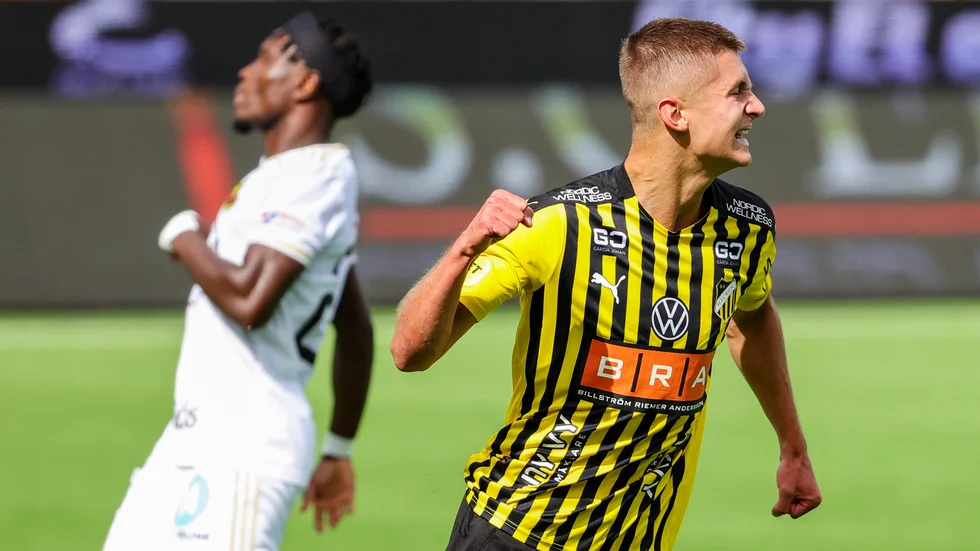 Häckens Leo Bengtsson jublar efter att ha gjort 2–0.
