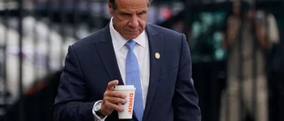 Cuomo avgår efter tafsanklagelser